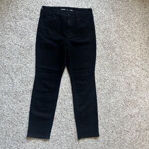 Old Navy Women's High-rise Black Straight leg Stretch Jeans